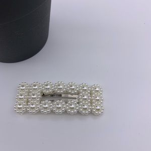 Chic new faux pearl hair Clip